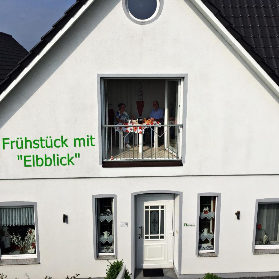 Fewo Elbblick Im Haus Luehegarten Apartamento Grünendeich Exterior foto