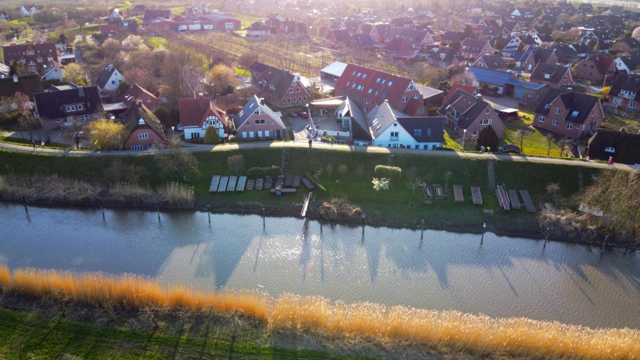 Fewo Elbblick Im Haus Luehegarten Apartamento Grünendeich Exterior foto